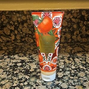 Bath & Body Works Off the Vine Body Cream